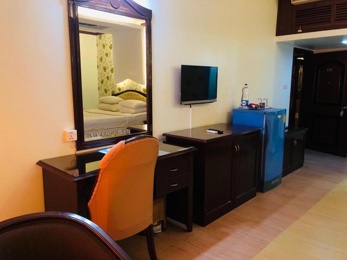 Grand Park Hotel Chittagong Eksteriør billede