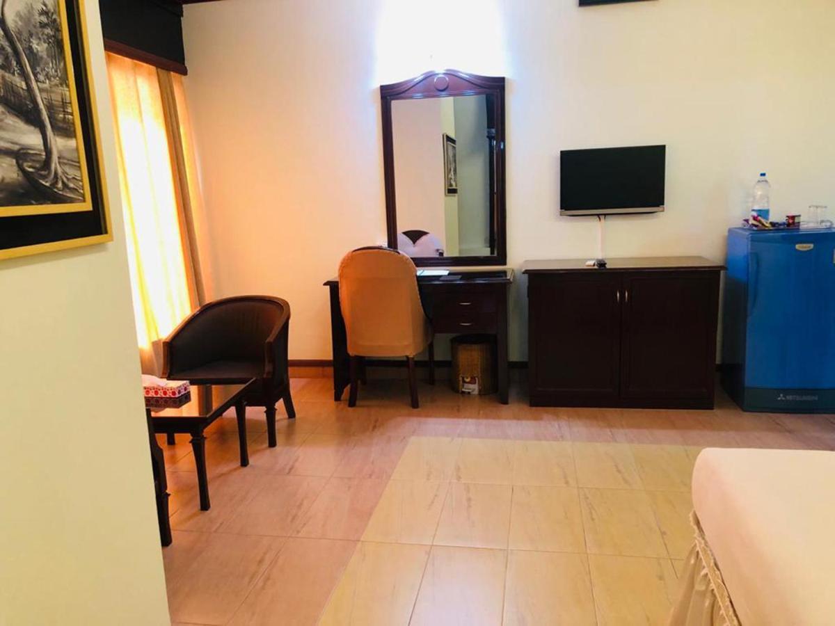 Grand Park Hotel Chittagong Eksteriør billede